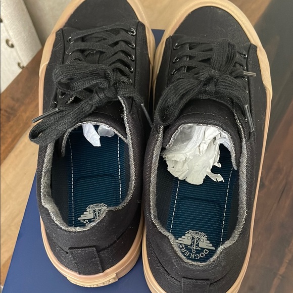 Dockers Men's Black and Tan Casual Shoes - Picture 9 of 9